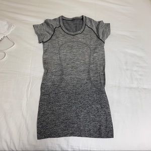 Grey ombré swiftly tech